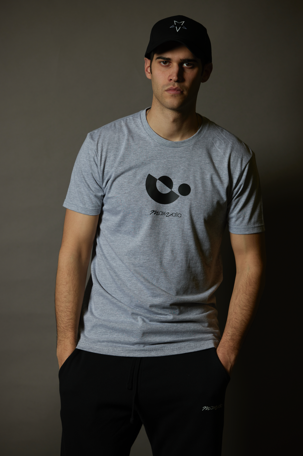 Circles Tee